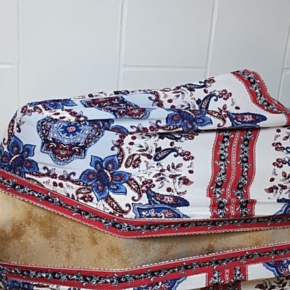 Maurices Print Open front Flowy Cardigan Cruise Coverup Side Slits - Picture 2 of 12